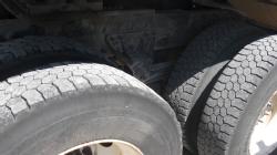 2004 Mack CX613-8