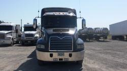 2004 Mack CX613-2