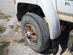 OLD PROPANE TRUCKS 012