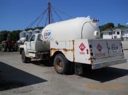 OLD PROPANE TRUCKS 028