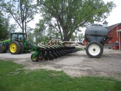 JD Strip Till