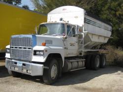 1986 Ford LTL9000 (1)