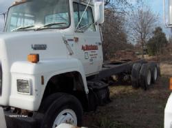 1989 Ford L8000 (1)