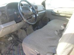 2006 Ford 550 004