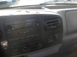 2006 Ford 550 002