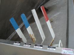 2002 CEI Pacer feed body (9)