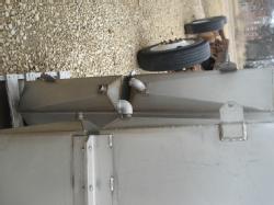 2 Stainless steel tanks (6)