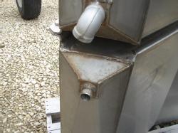 2 Stainless steel tanks (9)