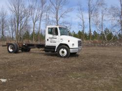 2000 Freightliner FL70-12