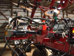 Case IH nutri-placr 930 Toolbar - 17R30 - 7-16-14 004