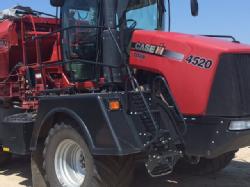 2009 CaseIH 4520 floater (2)