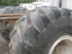 TCC 17 RR tire