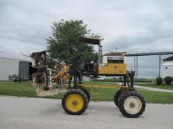 1979 PDF 8 row Cutter