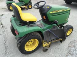 John Deere GT235-04