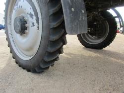 DR-4083 (8)