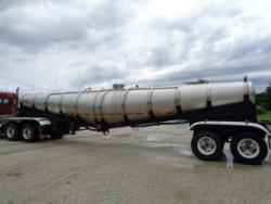 Blade Tank Trailer 001