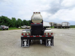 Blade Tank Trailer 004