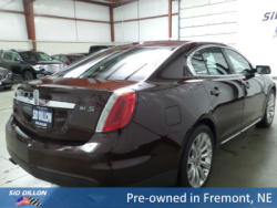 Lincoln MKS (3)