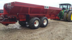 DR8379 (4)