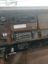 DR9715 (08)