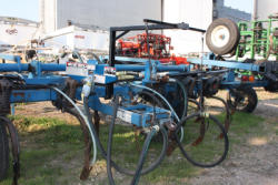 DL320 (6)