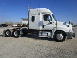 KMK2132-04