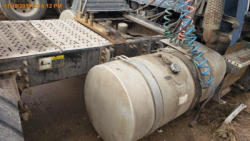 TR9933 (57)