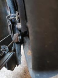 DR8123 (08)