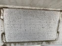 1455640