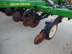 1463647