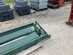 auction-item