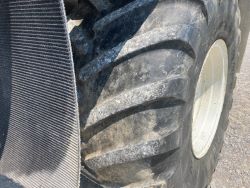 1470056