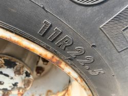 1469477
