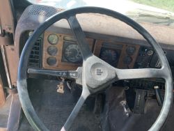 1523879