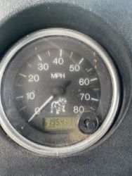 1525940