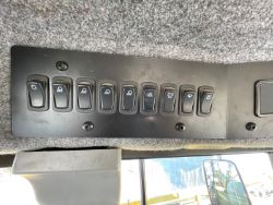 1528645