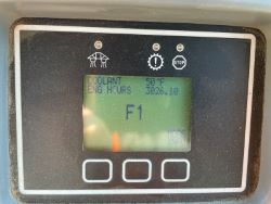 1528657