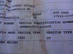 1542318