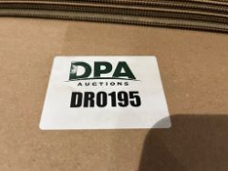 1556015