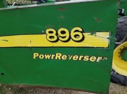 1559389