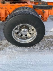 1559496