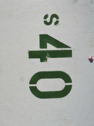1560549