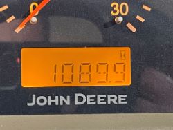 1563275