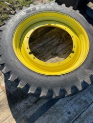 1564062