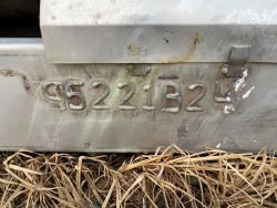 1564608