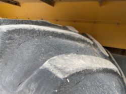 1584252