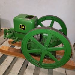 1596905