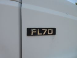 1596957