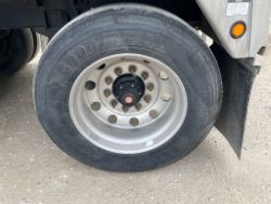 1593559