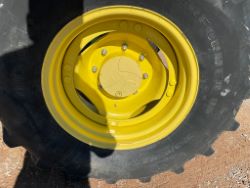 1603481